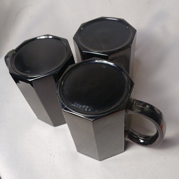 3 Arcoroc Octime Black Glass Octagon Coffee Mugs Tea Cups Vintage MCM France - Picture 15 of 16